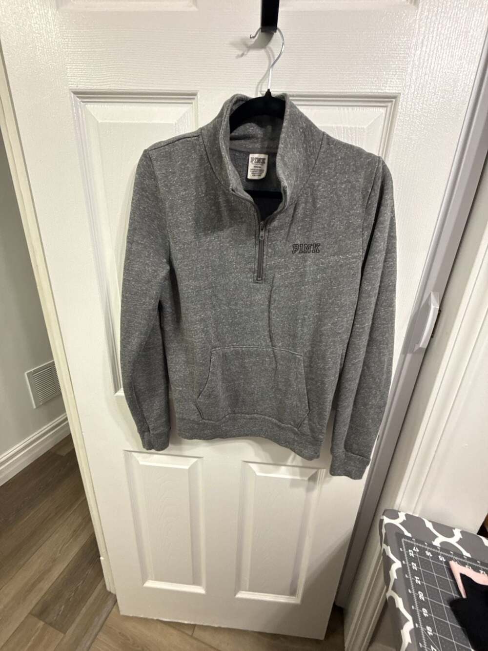 Victoria's Secret PINK Grey Marled 1/4 Zip Pullover Sweatshirt Medium